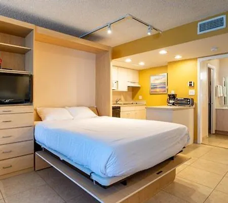 Canada House Beach Club Resort